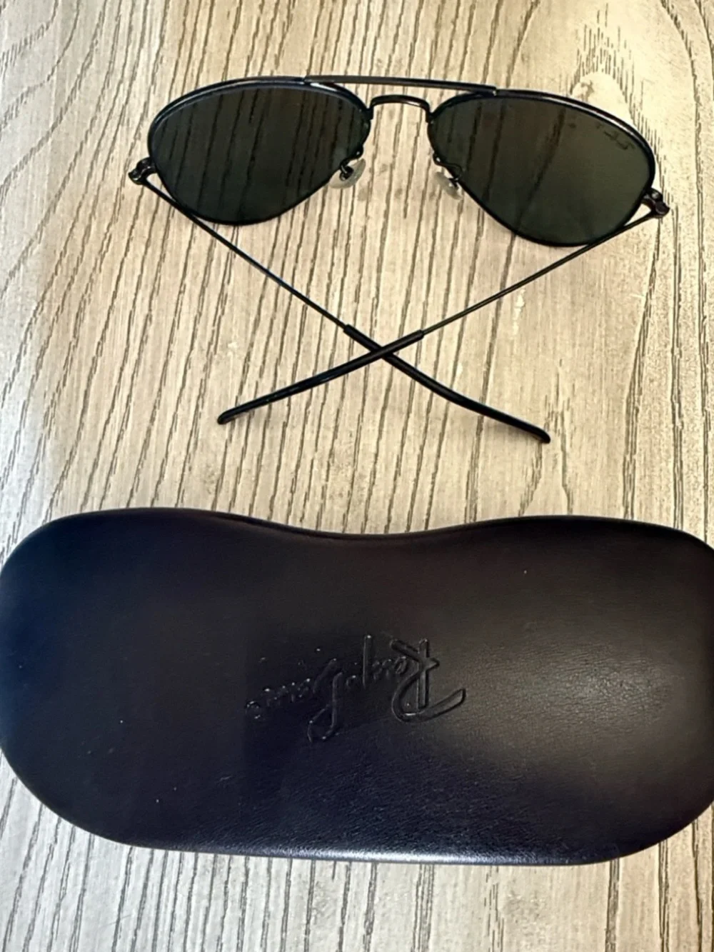 Ray-Ban Aviator Sunglasses Black Frame Green Lenses Polarized - Picture 3 of 9